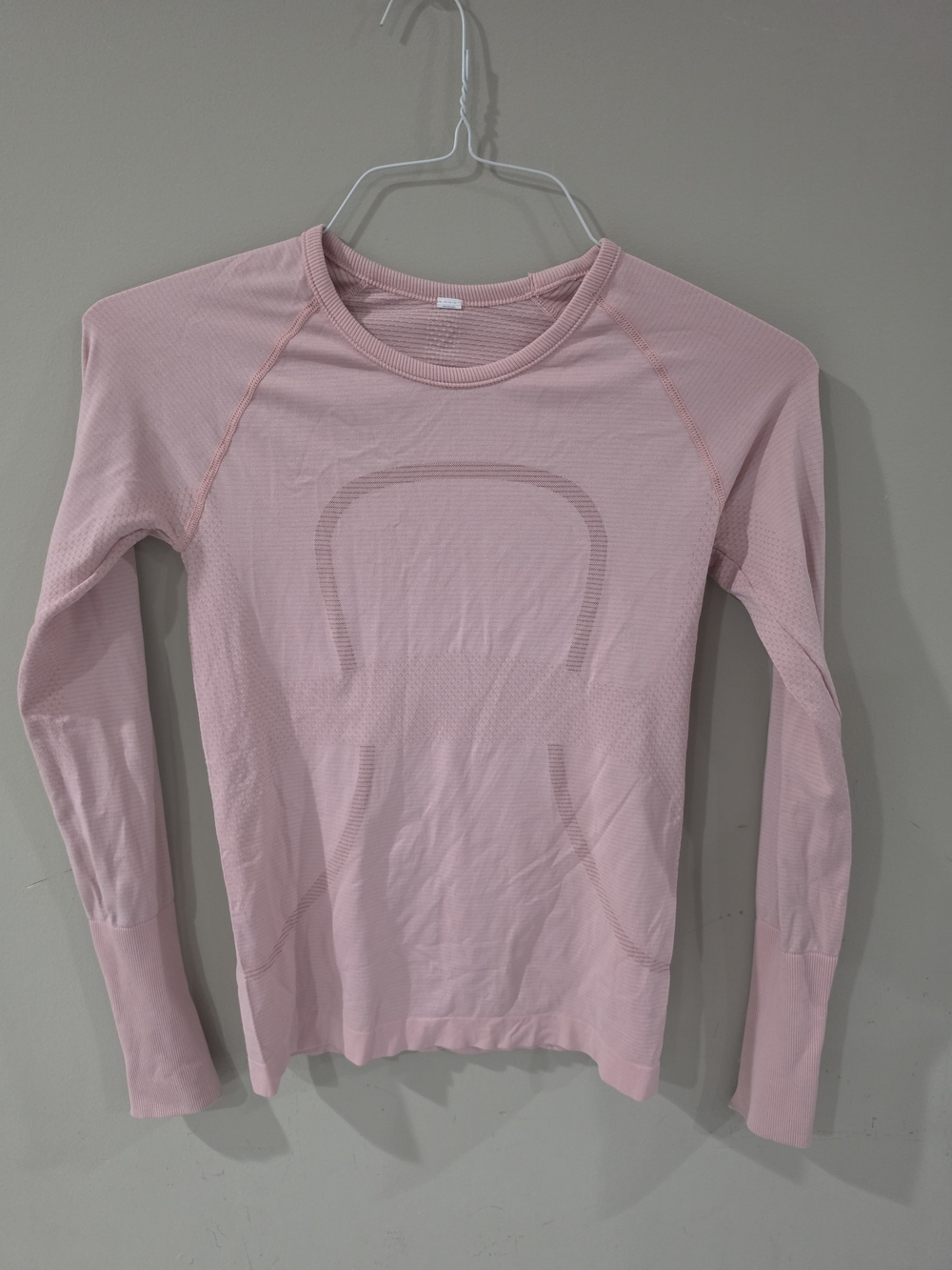 Lululemon Swiftly Tech Long Sleeve Shirt Pink Size 2 Thumbholes
